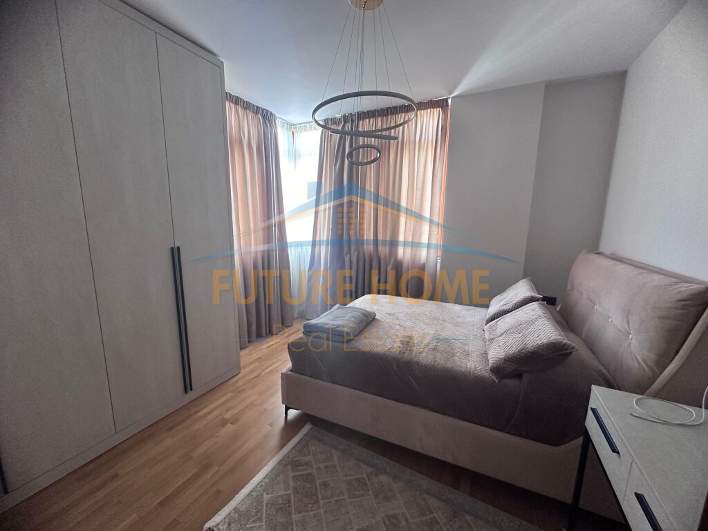 For sale, Duplex 3+1+3, Willson Square