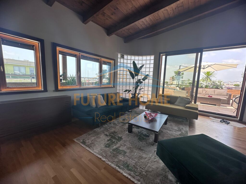 For sale, Duplex 3+1+3, Willson Square