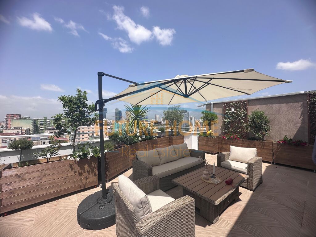 For sale, Duplex 3+1+3, Willson Square