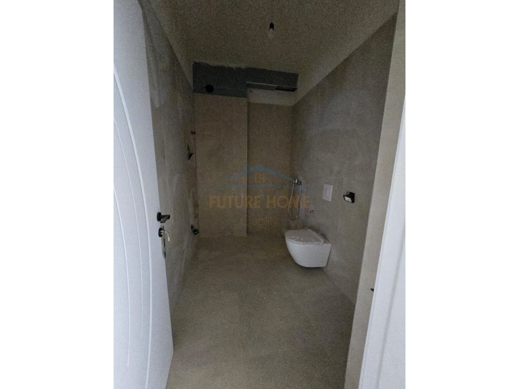 For sale, Studio apartment, Golem.