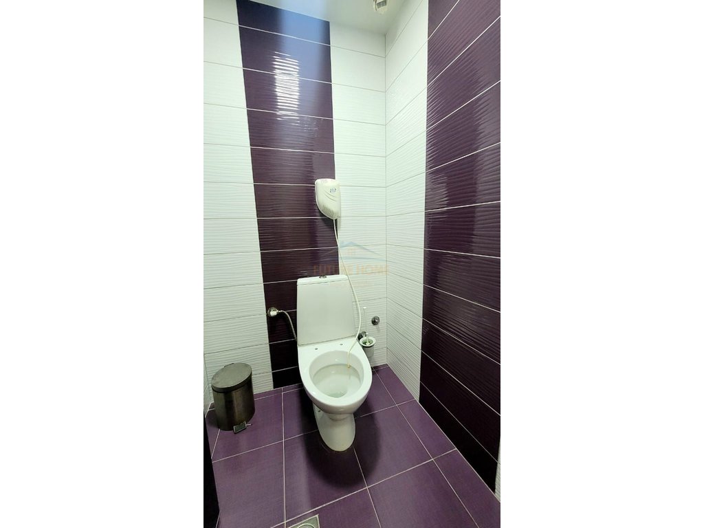 For sale, 3-Story Hotel, Korçë.