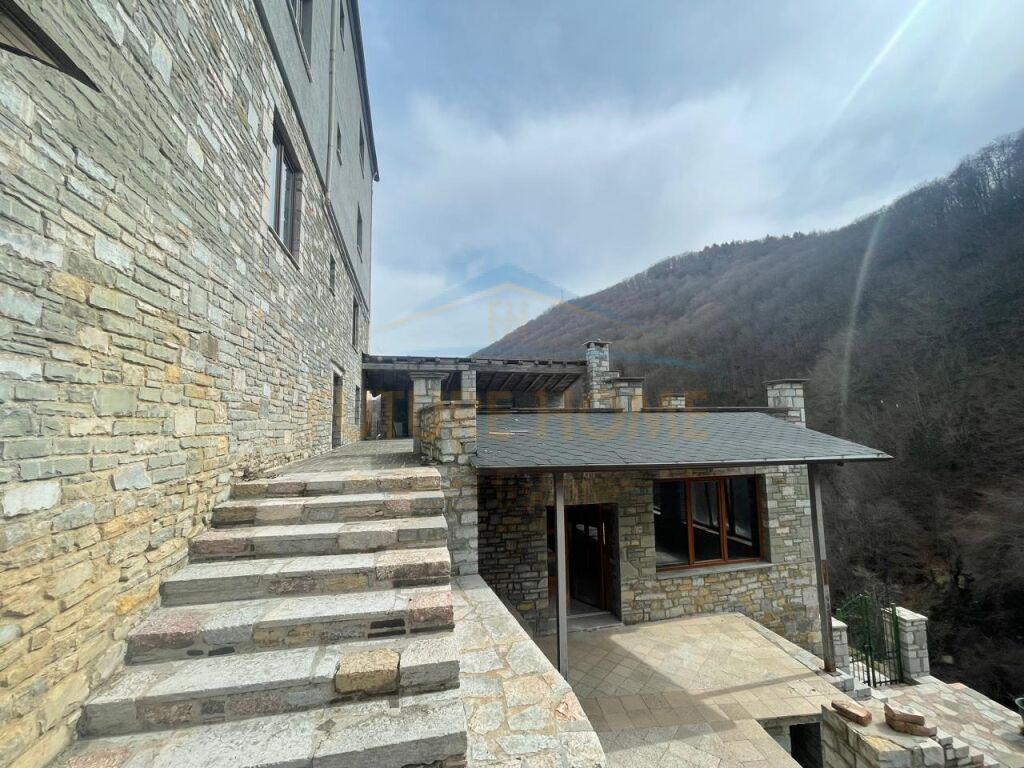 For sale, Hotel, Dardha, Korça.