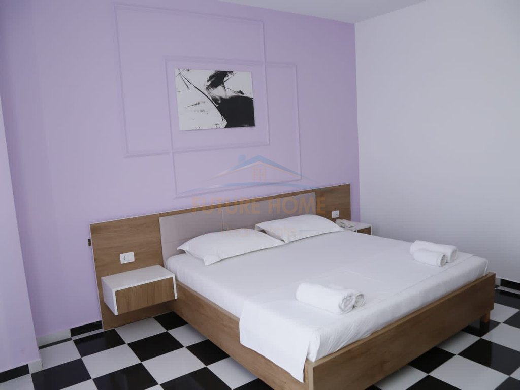 For sale, Hotel, Golem