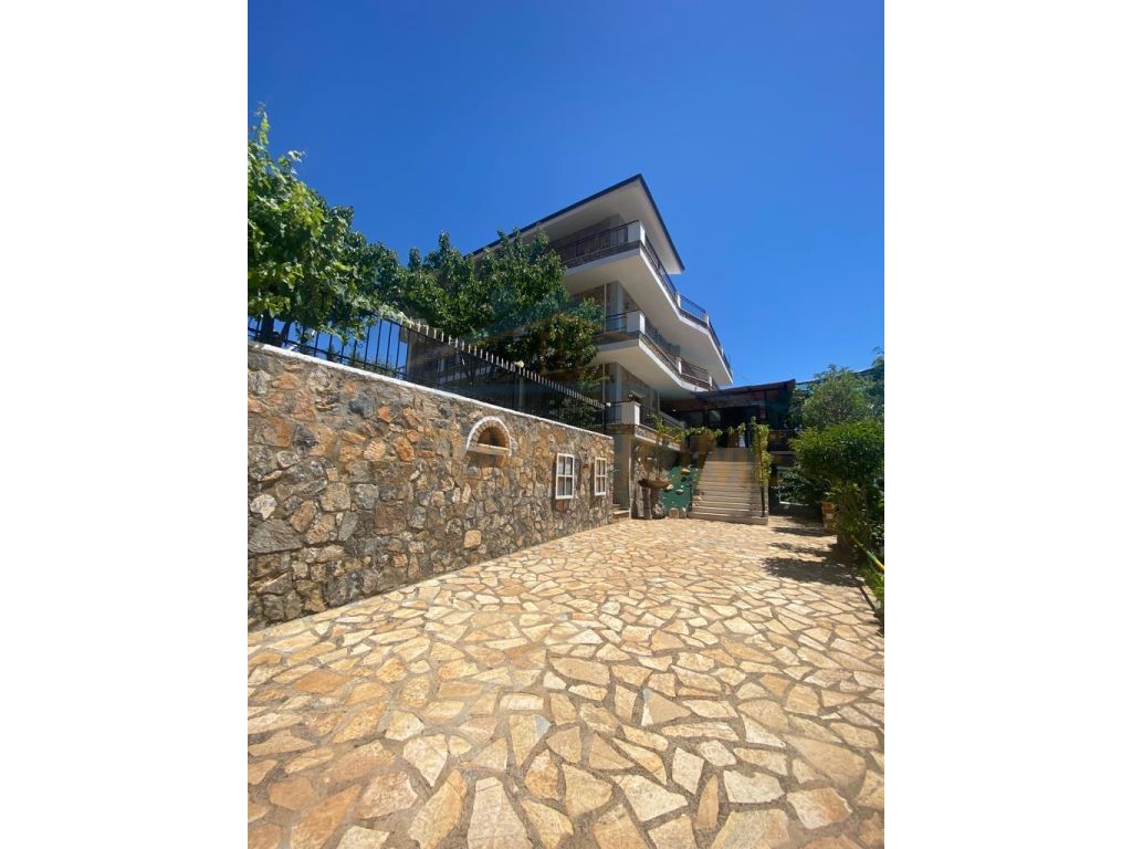 For sale, Hotel, Hudenisht, Pogradec.