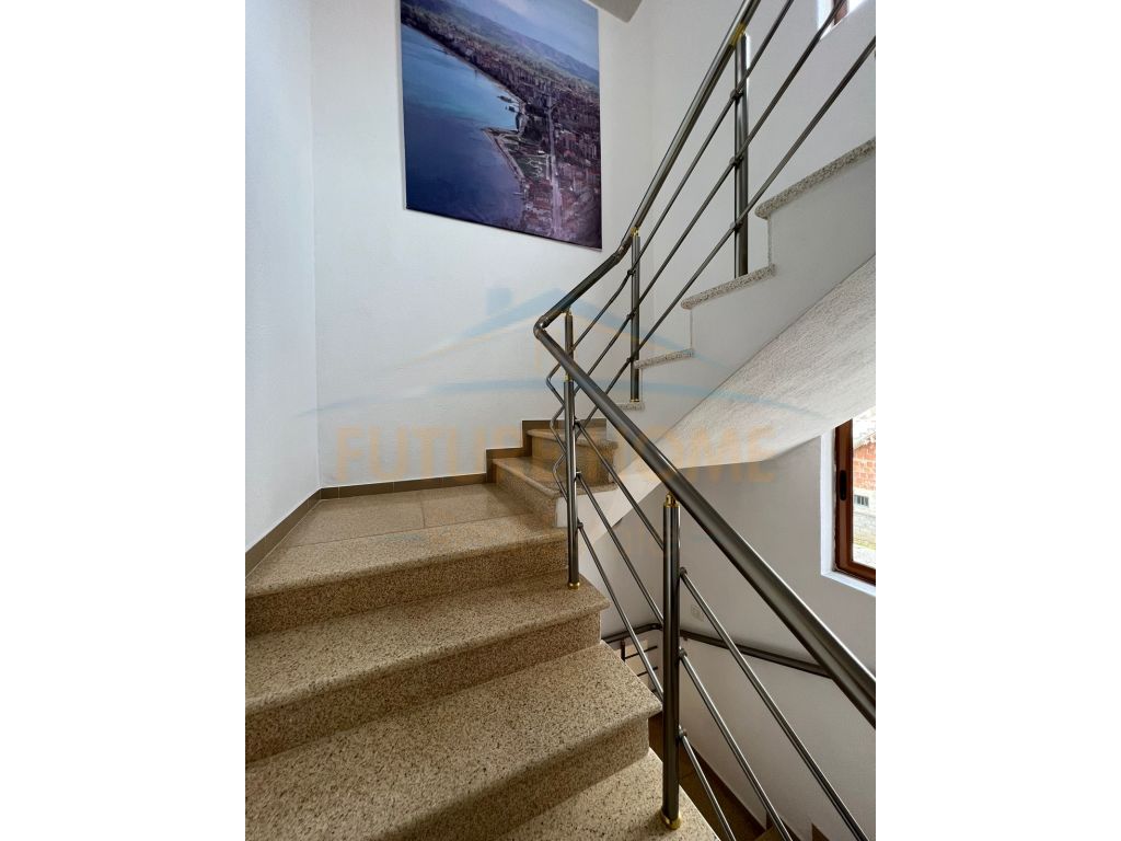 For sale, Hotel, Pogradec.