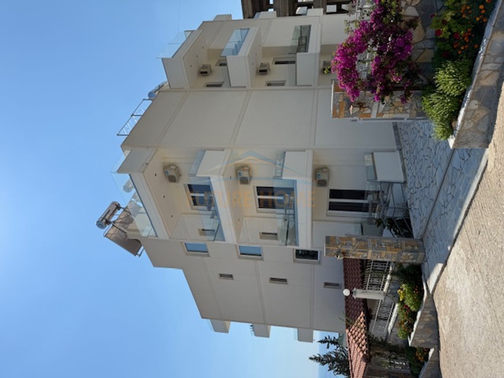 For sale, Hotel, In Drimadhë