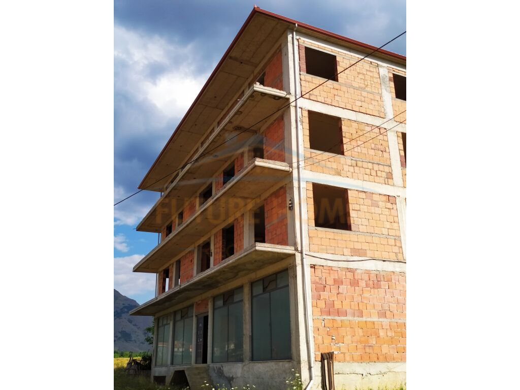 For Sale, 4-Storey Building + Basement, Neighborhood 16, Korça