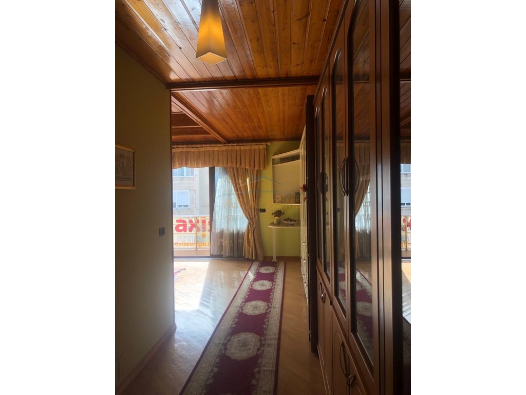 For sale, 3-story building, Fejzo Mema Street, Vlorë
