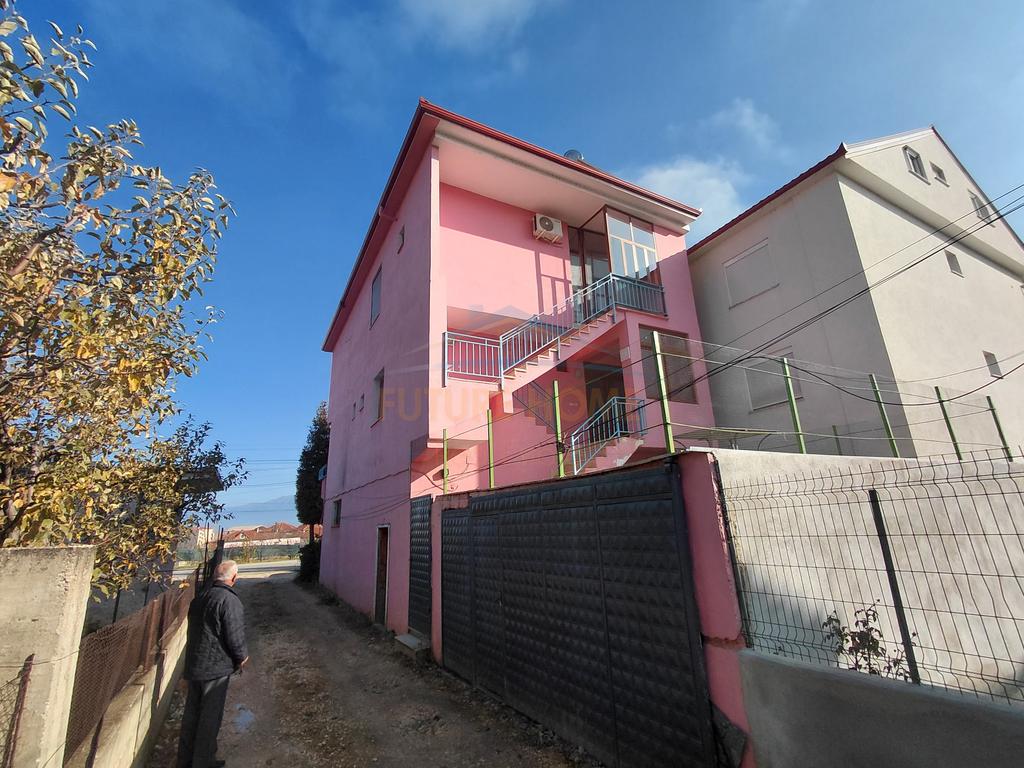 For sale, 3-story building, Vërdovë, Pogradec
