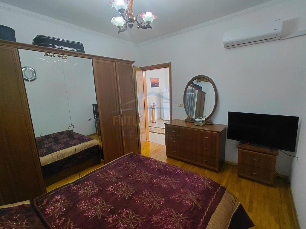 For sale, 3-story building, Vërdovë, Pogradec