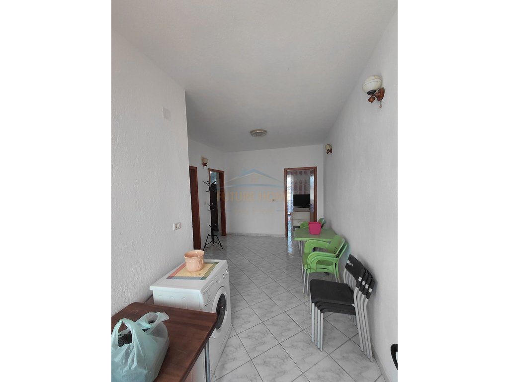 For sale, 3-story building, Vërdovë, Pogradec