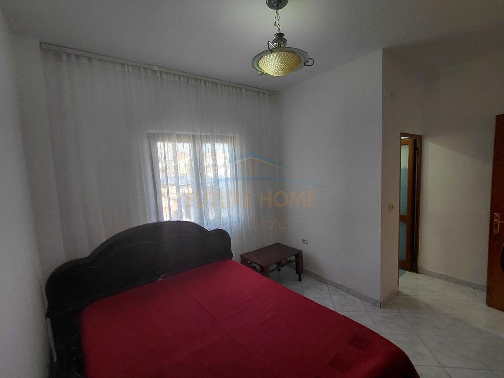 For sale, 3-story building, Vërdovë, Pogradec