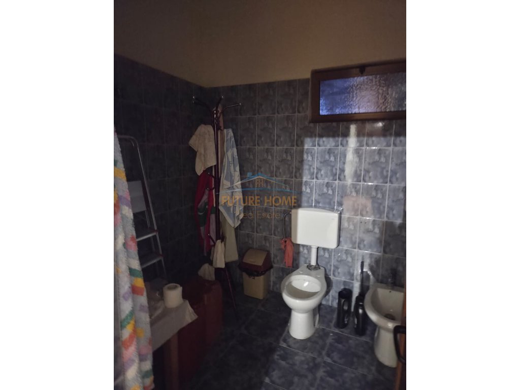 For sale, Building + Land, Laknas, Tirana.