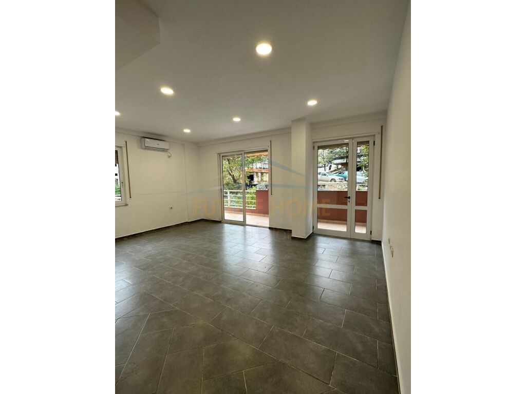 For Sale, Business Unit + Apartment, Fresh