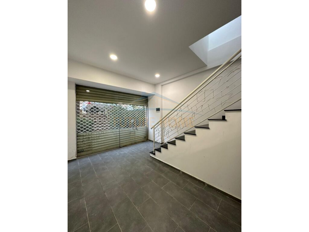 For Sale, Business Unit + Apartment, Fresh