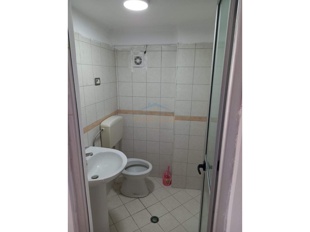 For sale, Business Unit, Yzberisht, Tirana