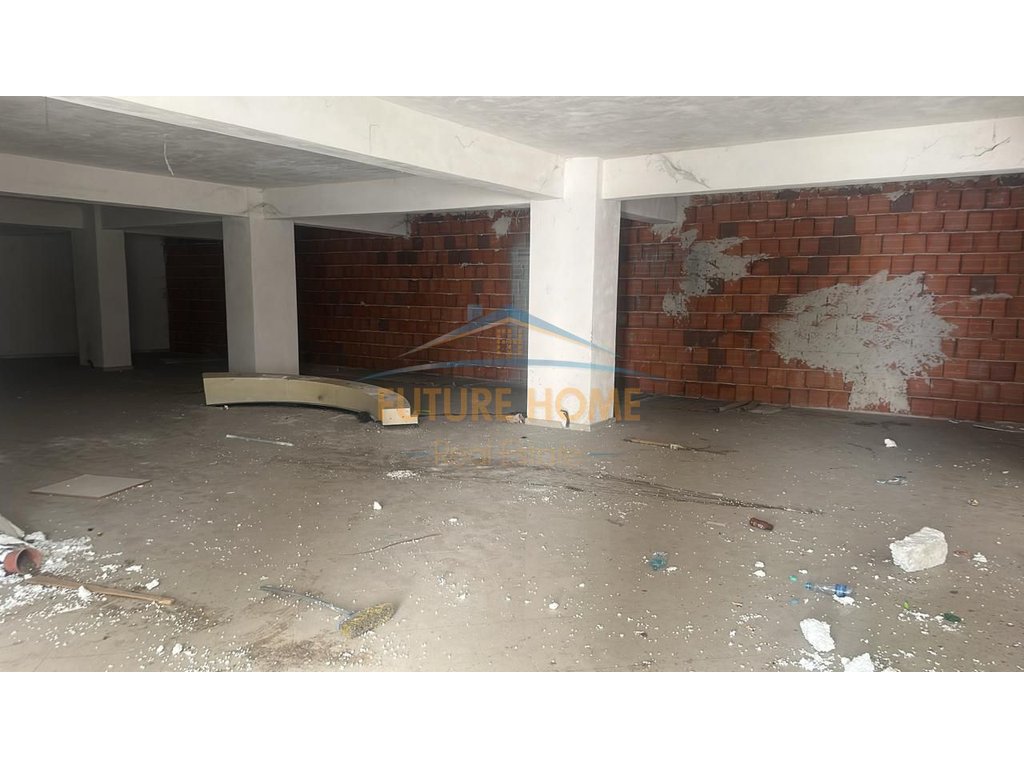 For sale, Business unit, Fresk, Tirana.