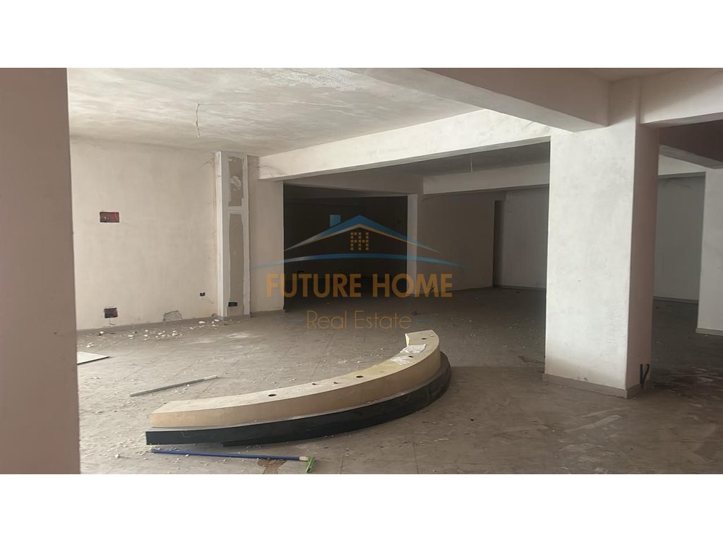 For sale, Business unit, Fresk, Tirana.