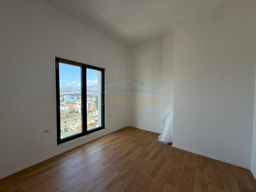 For sale, Penthouse 3+1+2, Barrikadave Street, Tirana.