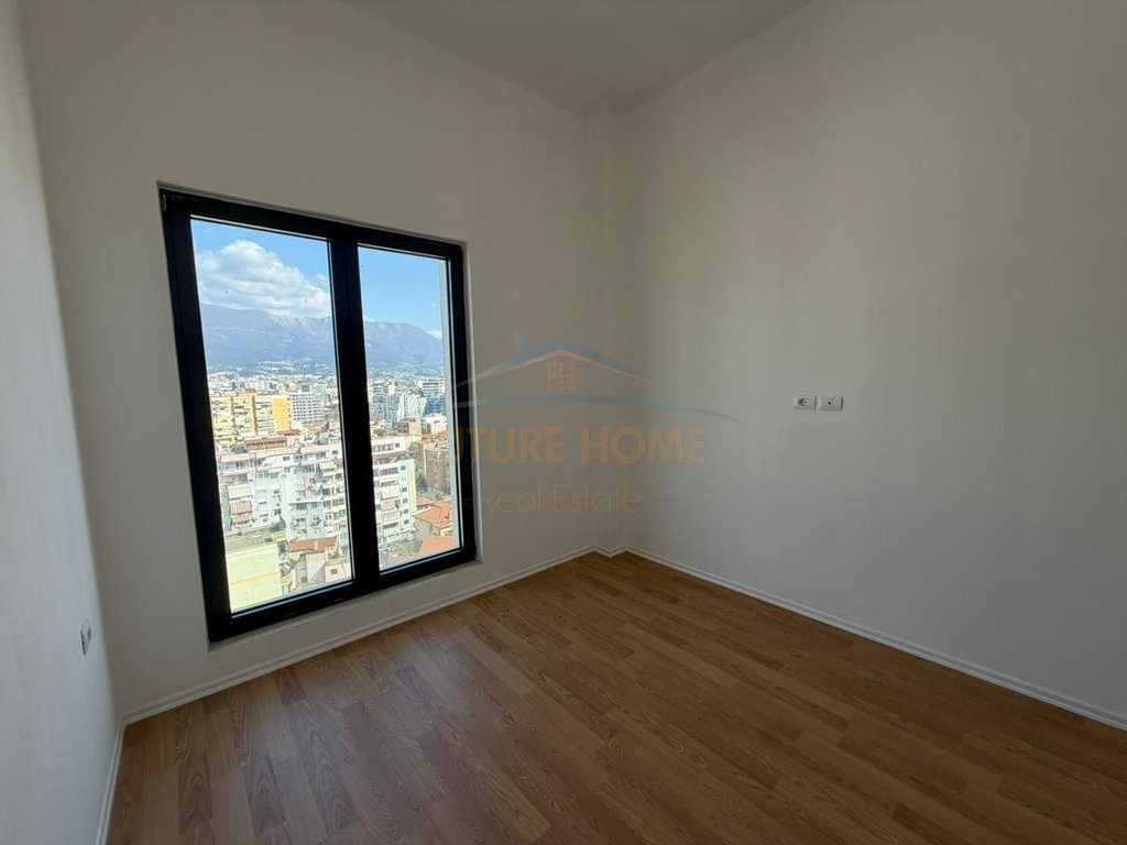 For sale, Penthouse 3+1+2, Barrikadave Street, Tirana.