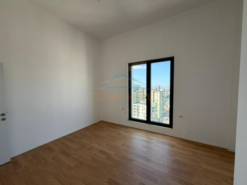 For sale, Penthouse 3+1+2, Barrikadave Street, Tirana.