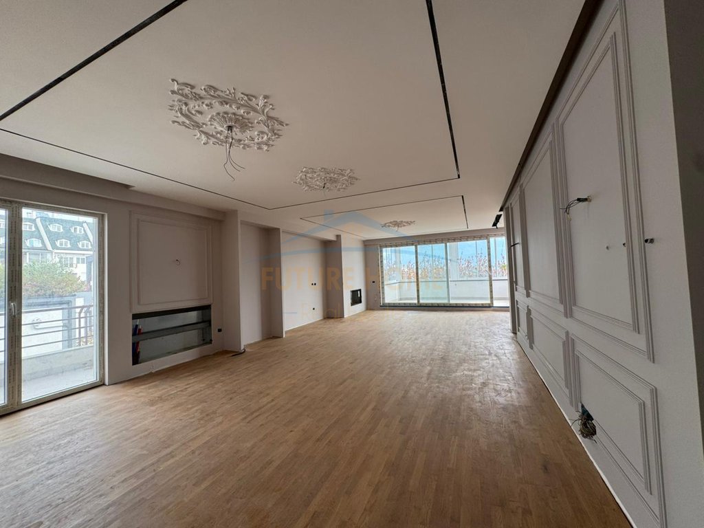 For sale, Penthouse 3+1+3 Parking Spaces, Green Terrace, Dry Lake