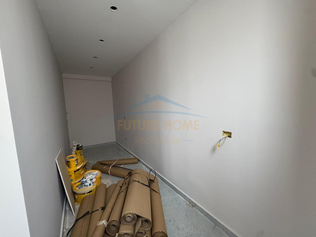 For sale, Penthouse 3+1+3 Parking Spaces, Green Terrace, Dry Lake