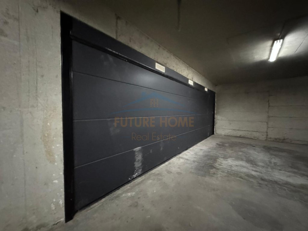 For sale, Penthouse 3+1+3 Parking Spaces, Green Terrace, Dry Lake
