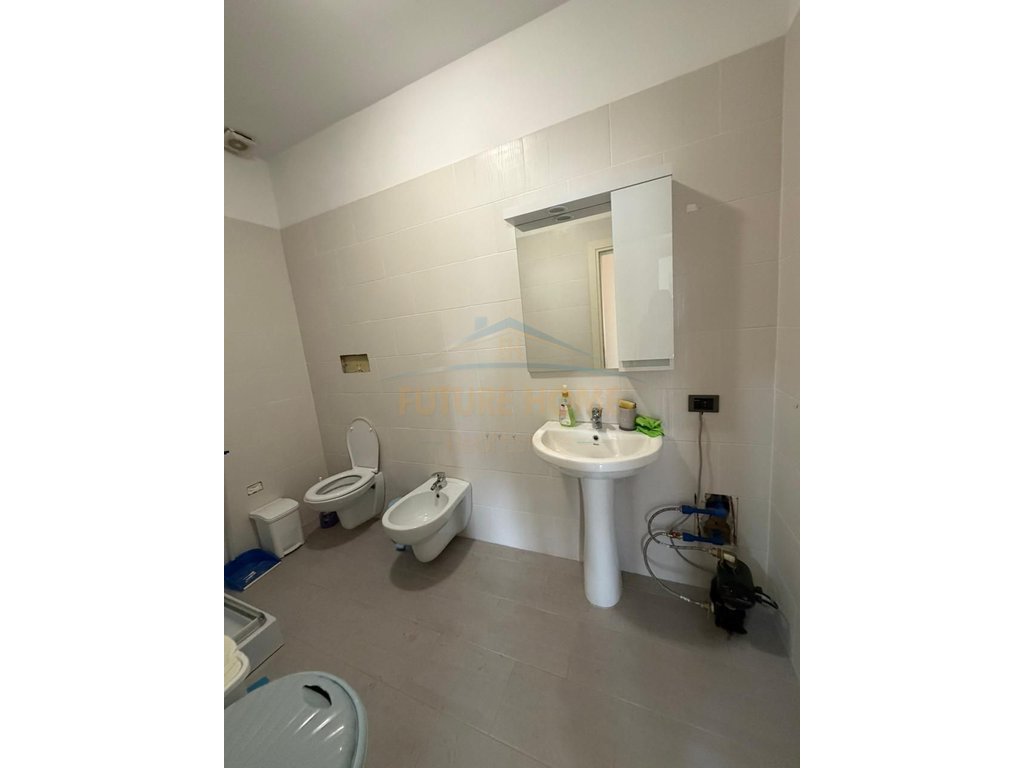 For sale, Penthouse, Shkëmb Kavaje