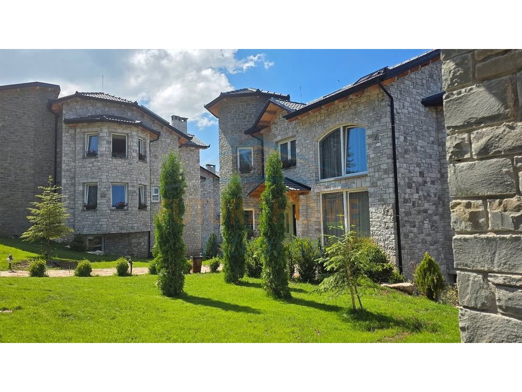 For sale, Resort (Agrotourism Complex), Voskopojë, Korçë.