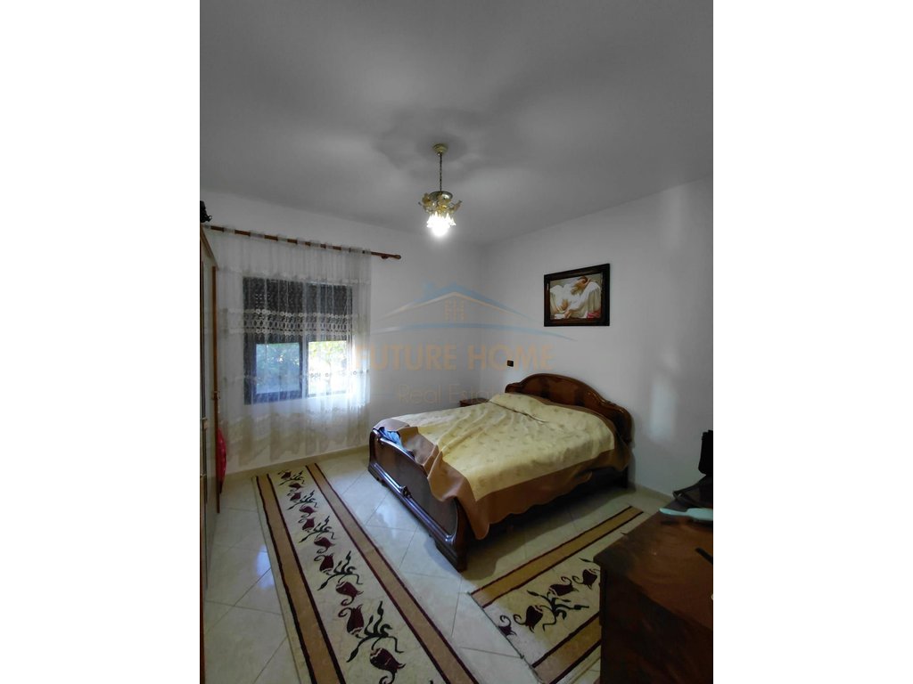 For sale, Private 3-story House + 2 Shops + Land, Kamëz.