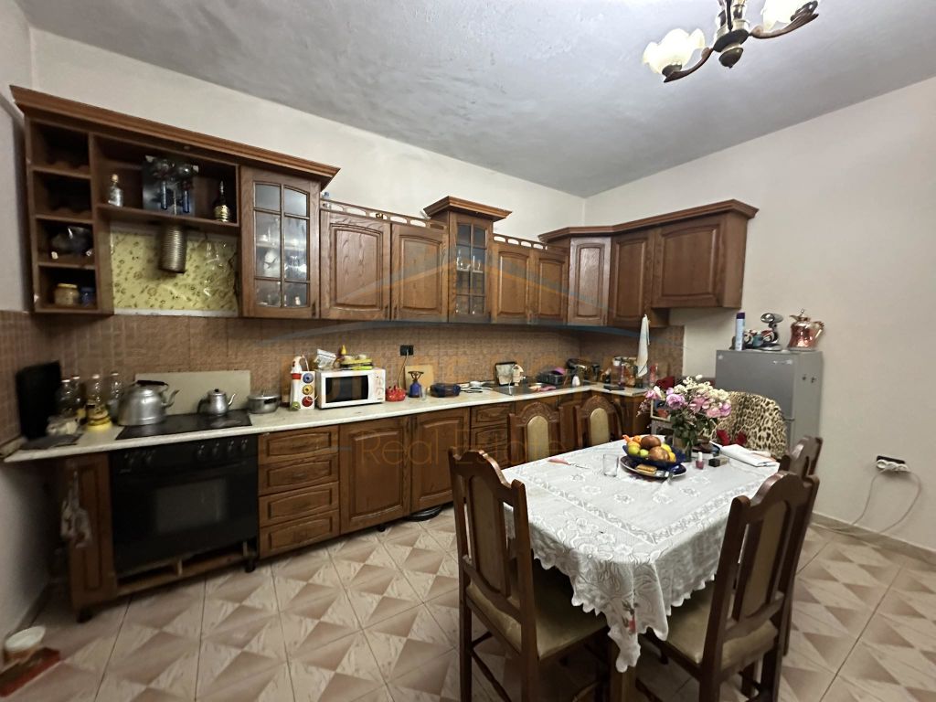 For sale, Private 3-Storey House, Allias.