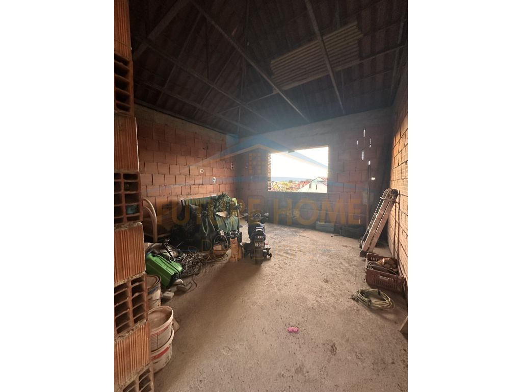 For sale, Private 3-Storey House, Allias.
