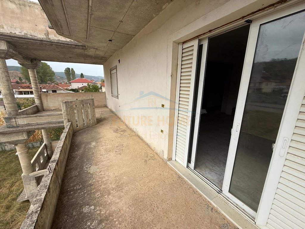 For sale, Building with land, Chestnut, Pogradec