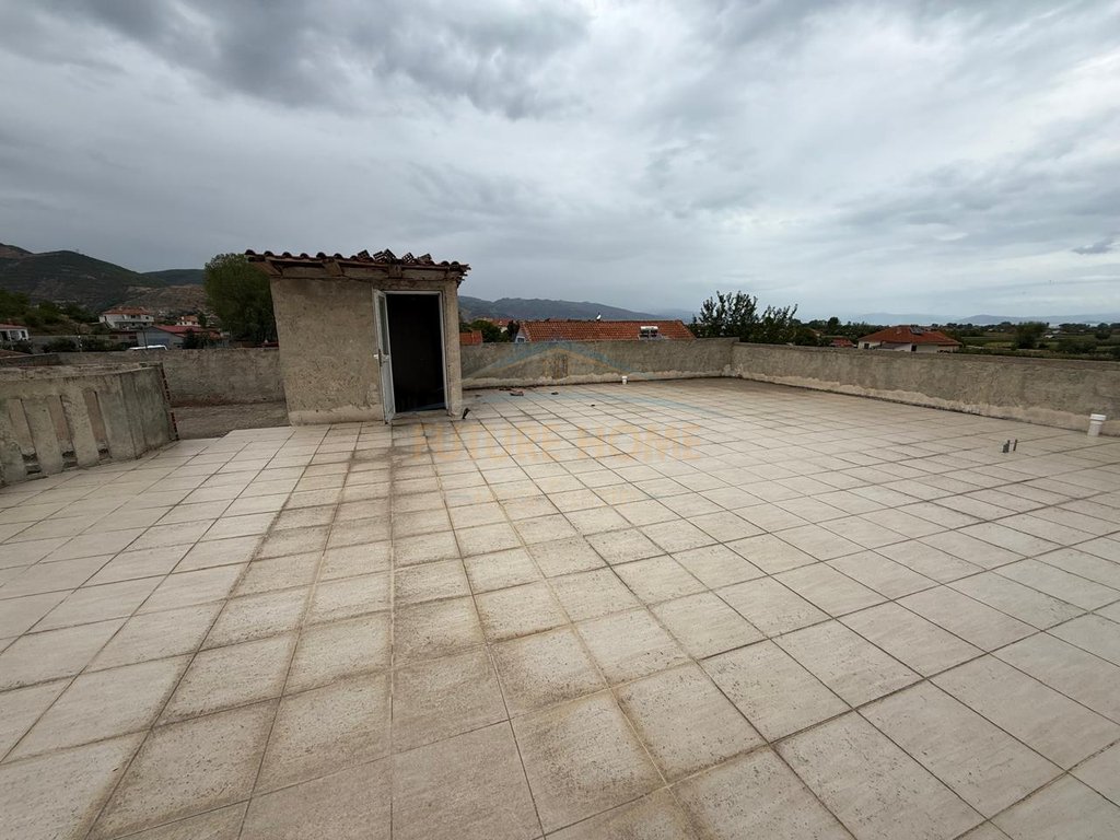 For sale, Building with land, Chestnut, Pogradec