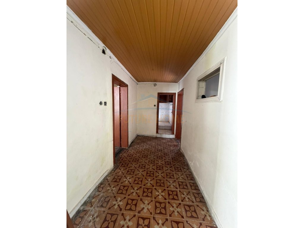 For Sale, Private House, Court, Durrës
