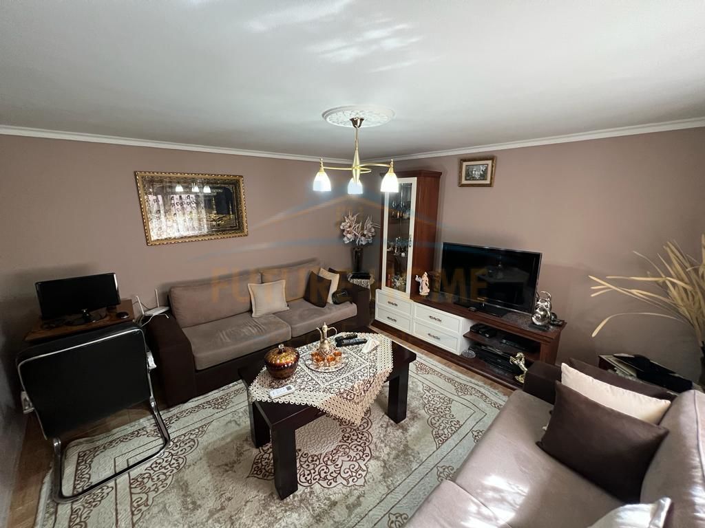 For Sale, 2-Storey Villa, Neighborhood 8, Korça