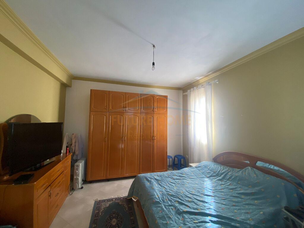 3 Storey Villa for sale, "Kushtrimi" Neighborhood, Vlora.