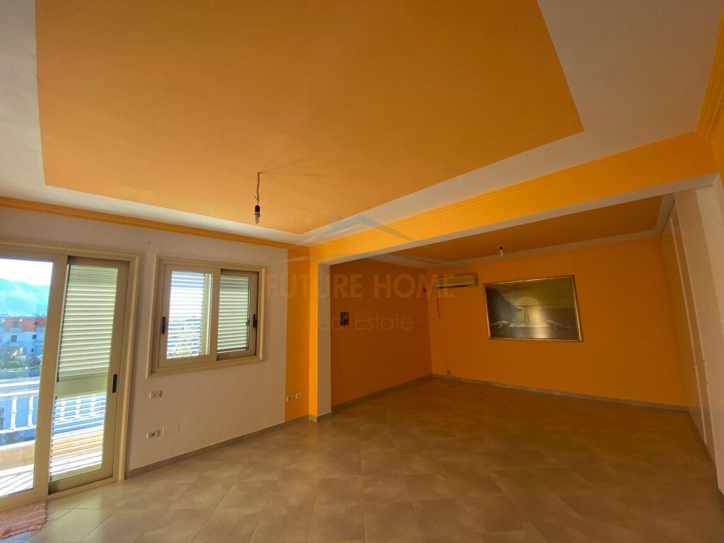3 Storey Villa for sale, "Kushtrimi" Neighborhood, Vlora.