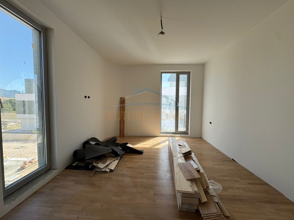 For sale, 2-storey villa, Farka, Tirana