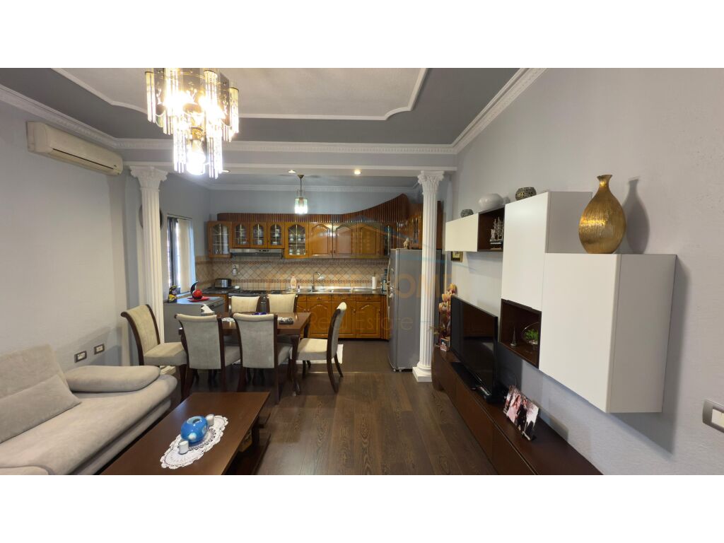 For Sale, 2-Storey Villa, Kamez
