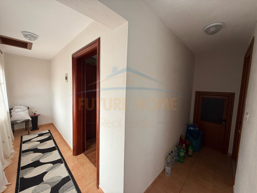 For sale, 2-Storey Villa, Neighborhood 1, Pogradec.
