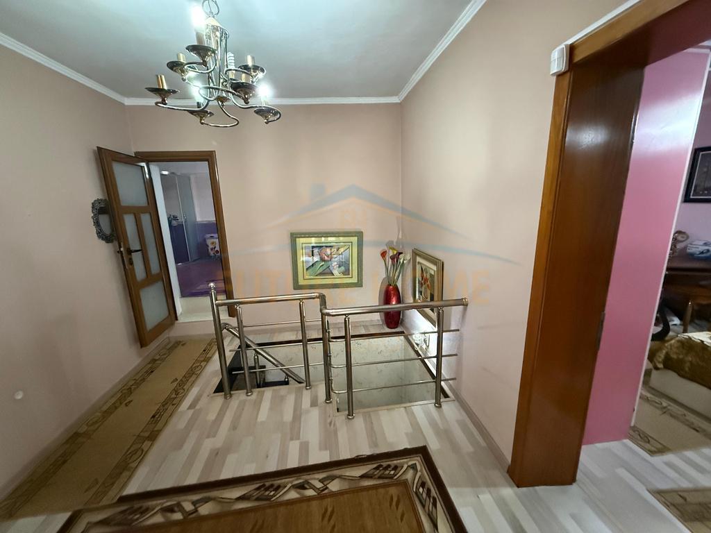 For sale, 2-Storey Villa, Neighborhood 6, Korçë