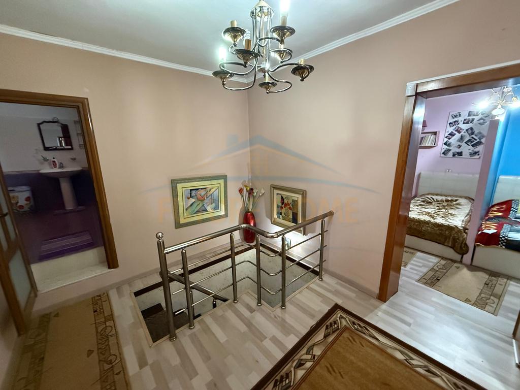 For sale, 2-Storey Villa, Neighborhood 6, Korçë