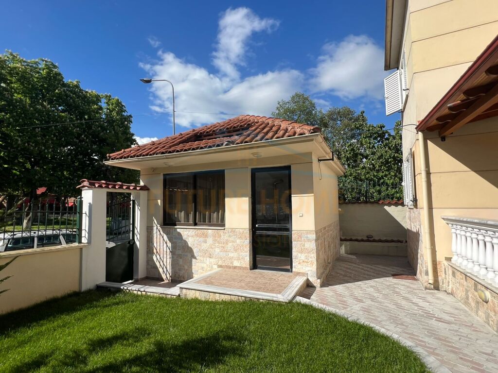 For sale, 2-storey villa, Maliq, Korça