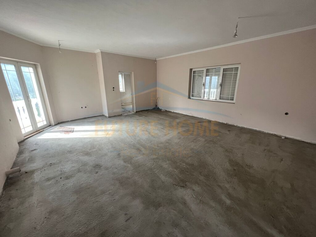 For sale, 2-storey villa, Maliq, Korça