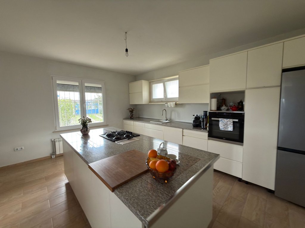 For sale, 2-story villa, Preze, Tirana