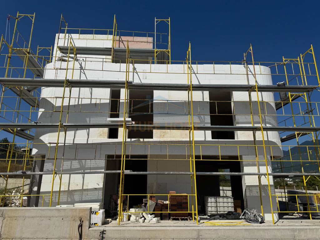 For sale, 2-storey villa, Farka, Tirana