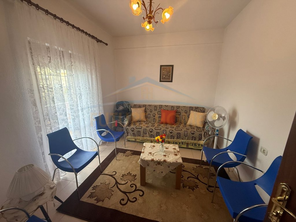 For sale, 2-Storey Villa, Teli Samsuri Street, Neighborhood 10, Korçë