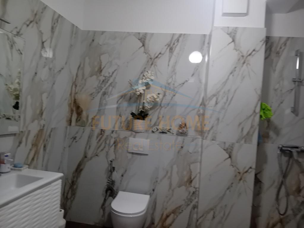 Shitet, Vile 2 Kateshe, Rruga Jorgo Plaku. Tirane